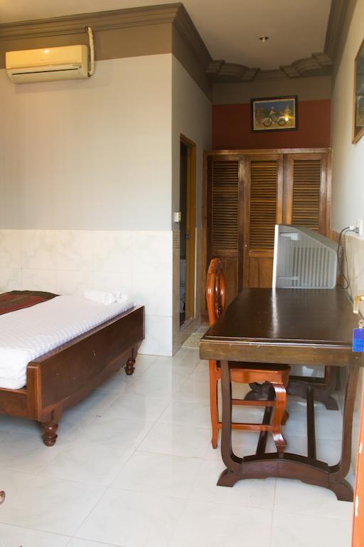 Royal Guest House Phnom Penh Zewnętrze zdjęcie